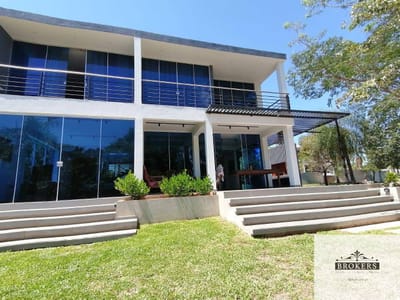 Vendo Residencia De 3 Suites En El Exclusivo Barrio Cerrado Sunset Hills