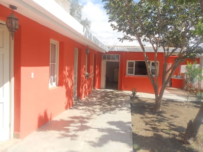 EN VENTA, CASA 1 PLANTA CON GALPON 
