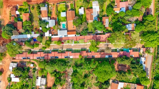 Chalets En Venta En Barrio Cerrado ^el Bosque-luquee