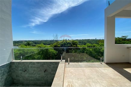 Triplex - Venta - Ciudad Del Este, Paraguay