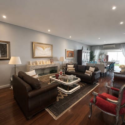 RESIDENCIA DE ALTA GAMA - EN VENTA - Mariscal Estigarribia 
