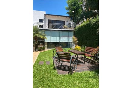 VENTA DE PROPIEDAD EN INMEJORABLE UBICACION