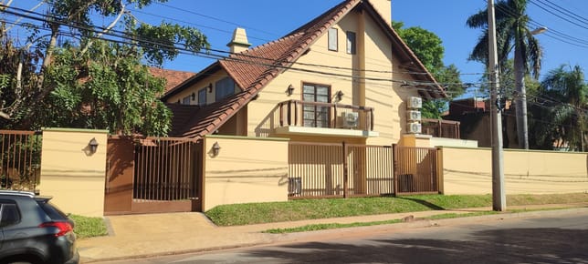 RESIDENCIA EXCLUSIVA EN VILLA MORRA
