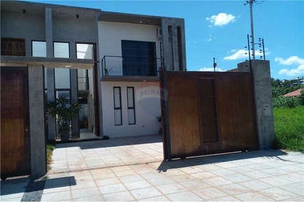 Hermoso Dúplex en Luque, Bo. San Miguel - Zona CIT
