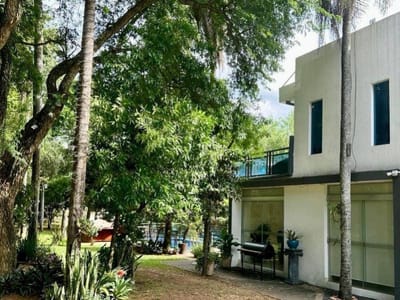 RESIDENCIA EN VENTA - SAN BERNARDINO