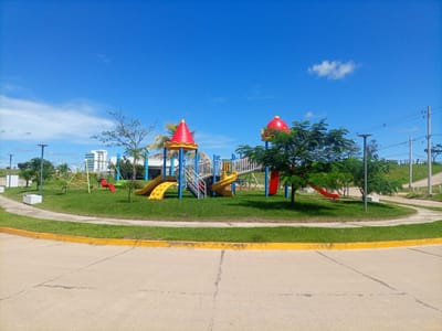 Terreno en venta – Playa Turquesa, Urubó