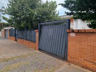 VENDO BELLA CASA EN SAN CRISTOBAL A METROS DE DENIS ROA