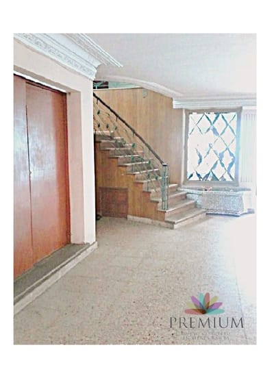 Casa como Terreno, ideal para Edificio. San Miguel Límite Magdalena.