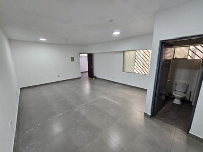 Alquiler De Oficina 47 M2 En El Jiron De La Unión