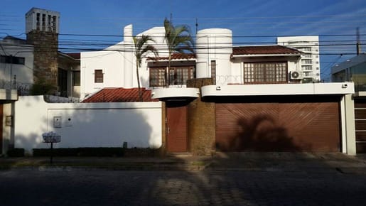 HERMOSA CASA  ZONA URBARI