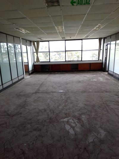 VENDO OFICINAS EN EDIFICIO QUIMICA SUIZA -FRENTE A VIA EXPRESA JAVIER PRADO 