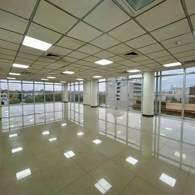 Alquilo oficinas eje corporativo de Asuncion