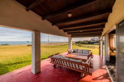 Preciosa Casa Frente Al Mar  "cura Lué"