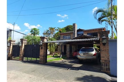 ALQUILO AMPLIA CASA EN YCUA SATI
