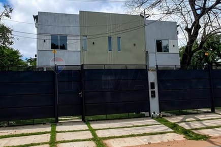 DUPLEX EN VENTA - SAN LORENZO 3 DORMITORIOS