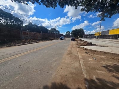 Terreno comercial zona norte uso de suelo mixto av. beni
