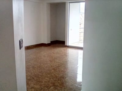 VENDO DPTO. DE ESTRENO URB. SAN ISIDRO CERCA UPN 3 PISO