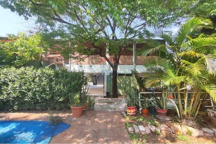 Venta de Casa en Barrio Mburucuya