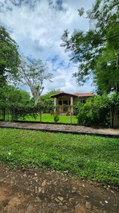 Alquilo Casa en San Bernardino – 3 dormitorios, quincho y piscina