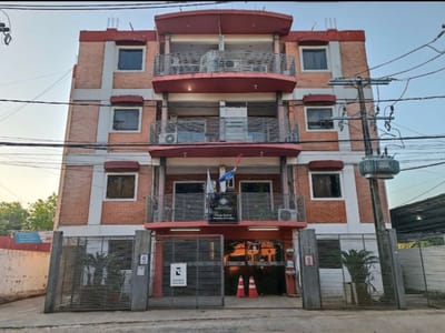 VENDO EDIFICIO CON RENTA EN FERNANDO DE LA MORA ZONA NORTE
