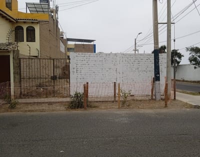 Santiago De Surco Vendo Terreno Excelente Ubicacion , En Esquina