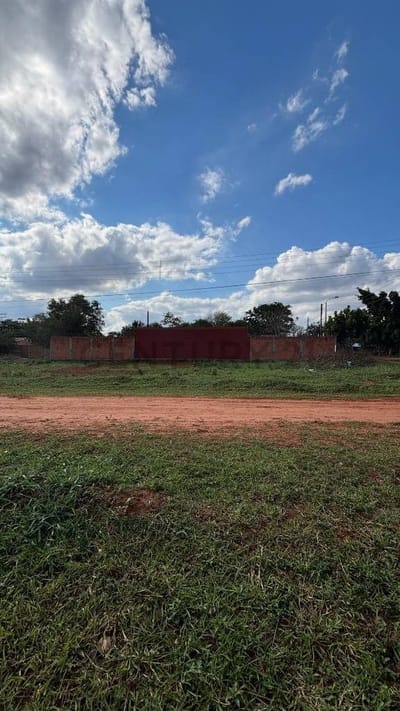 VENDO TERRENO EN CAPIATA (BARRIO SANTA LIBRADA)