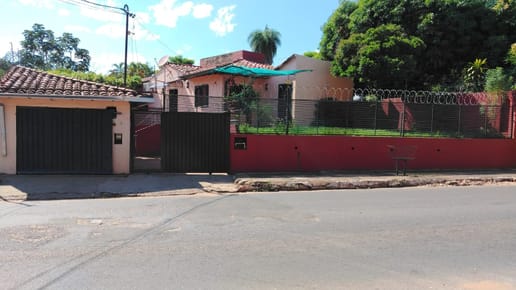 VENTA CASA  EN SAN LORENZO, 346m²