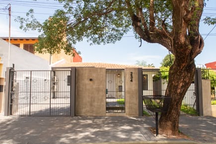 Casa En Venta En Lambaré