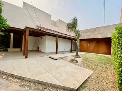 CASA EN CONDOMINIO CIUDAD JARDIN DE UNA PLANTA