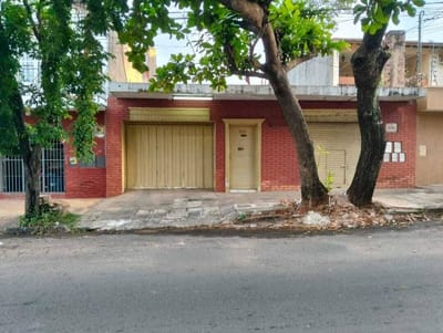 VENDO CASA BARRIO MBURICAO