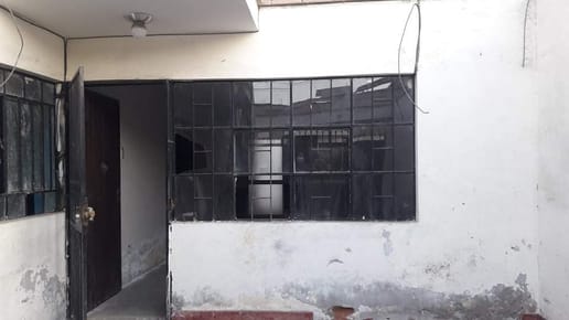 Remato casa en San Juan de Miraflores