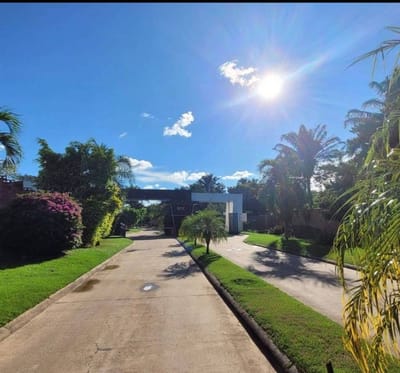 Terreno Plano en Altura Cond. Bella Flor
