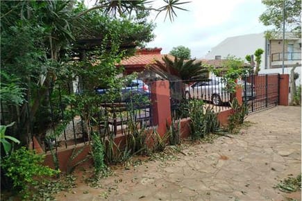 CASA EN VENTA, LAMBARE