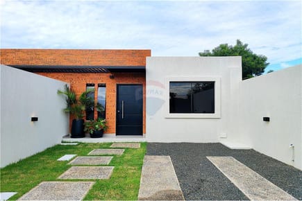 DUPLEX DE 1 PLANTA A ESTRENAR - LUQUE