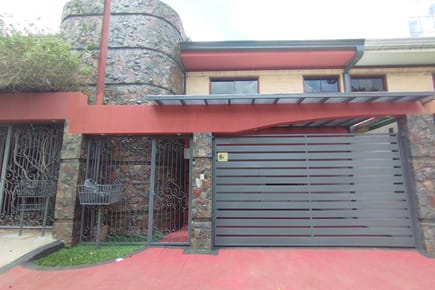Vendo Duplex Barrio Villa Morra 