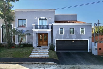 En alquiler Casa con fino Amoblamiento - B° San Jorge/Asuncion