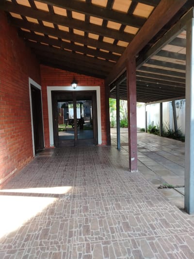 VENDO CASA ZONA ITAENRAMADA