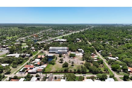 VENDO MAS DE UNA HECTAREA EN REMANSITO VILLA HAYES