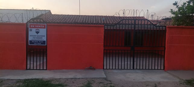 CASA EN VENTA AV. VIRGEN DE LUJAN