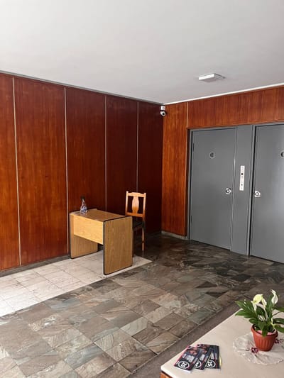 Apartamento Exclusivo en 18 de Julio: 2 Dormitorios, Garaje y Ubicación Privilegiada.