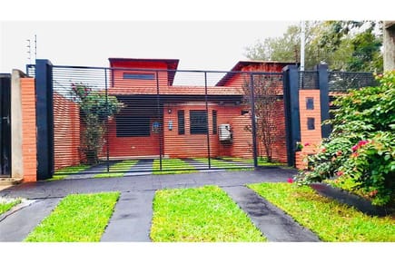 EN VENTA COQUETO DUPLEX DE 3 DORMITORIOS!!