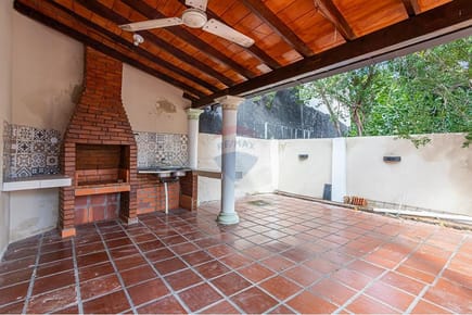 Vendo casa a refeccionar ASUNCION San Vicente