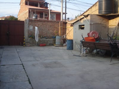 EN VENTA, CASA COMO LOTE 