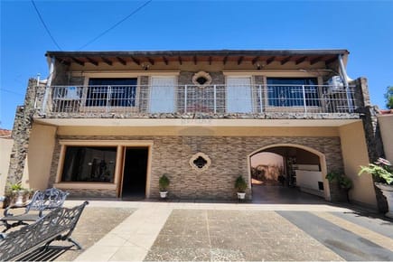 Vendo Casa De dos Plantas En Luque Laurelty