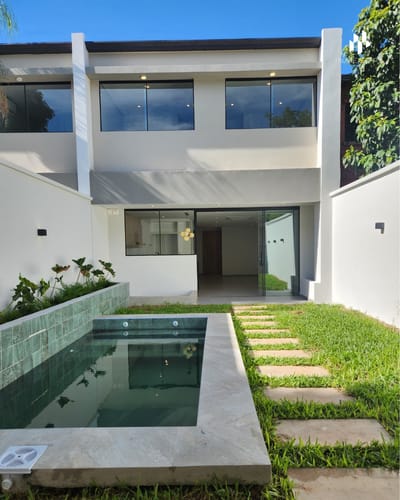 DUPLEX A ESTRENAR LUQUE - ZONA CONMEBOL.