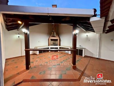 OFERTA CASA EN VENTA DE 4 DORMITORIOS ZONA DEL Remanso