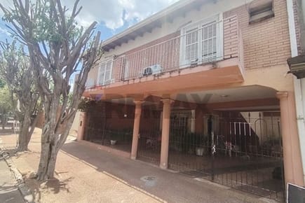 Vendo casa de 4 habitaciones en Asunción Barrio san Cristóbal 