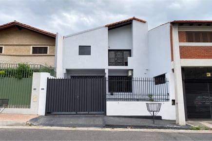 Casa-Alquiler-Manuel Dominguez c/ Parapiti, San Roque, Asunción