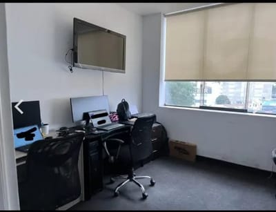 ALQUILO EXCELENTE OFICINA CON COCHERA EN SAN ISIDRO CERCA AV. JAVIER PRADO ESTE 