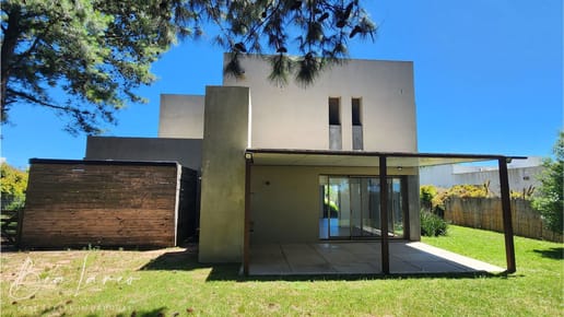Moderna casa en alquiler en Viñedos de la Tahona
